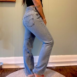 Levi 501 vintage light blue wash buttonfly straight leg jeans